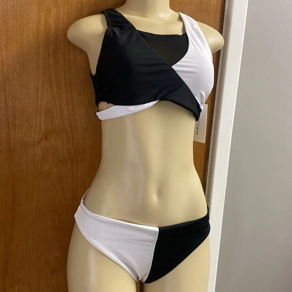 Sexy Black & White High Neck Bikini Swimsuit size 10